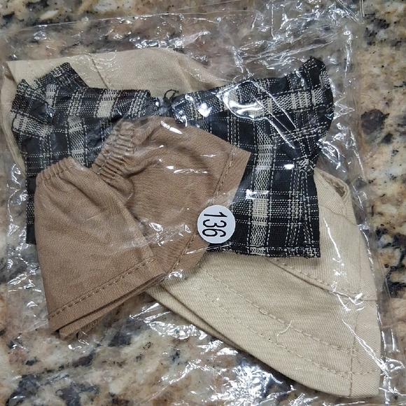 Labubu Tan Short And Shirt Set with bucket hat - Picture 1 of 5